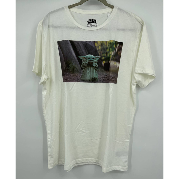 Star Wars Mandolorian Grogu Old Navy Unisex White Tshirt Tee NEW Size XL - Picture 1 of 9